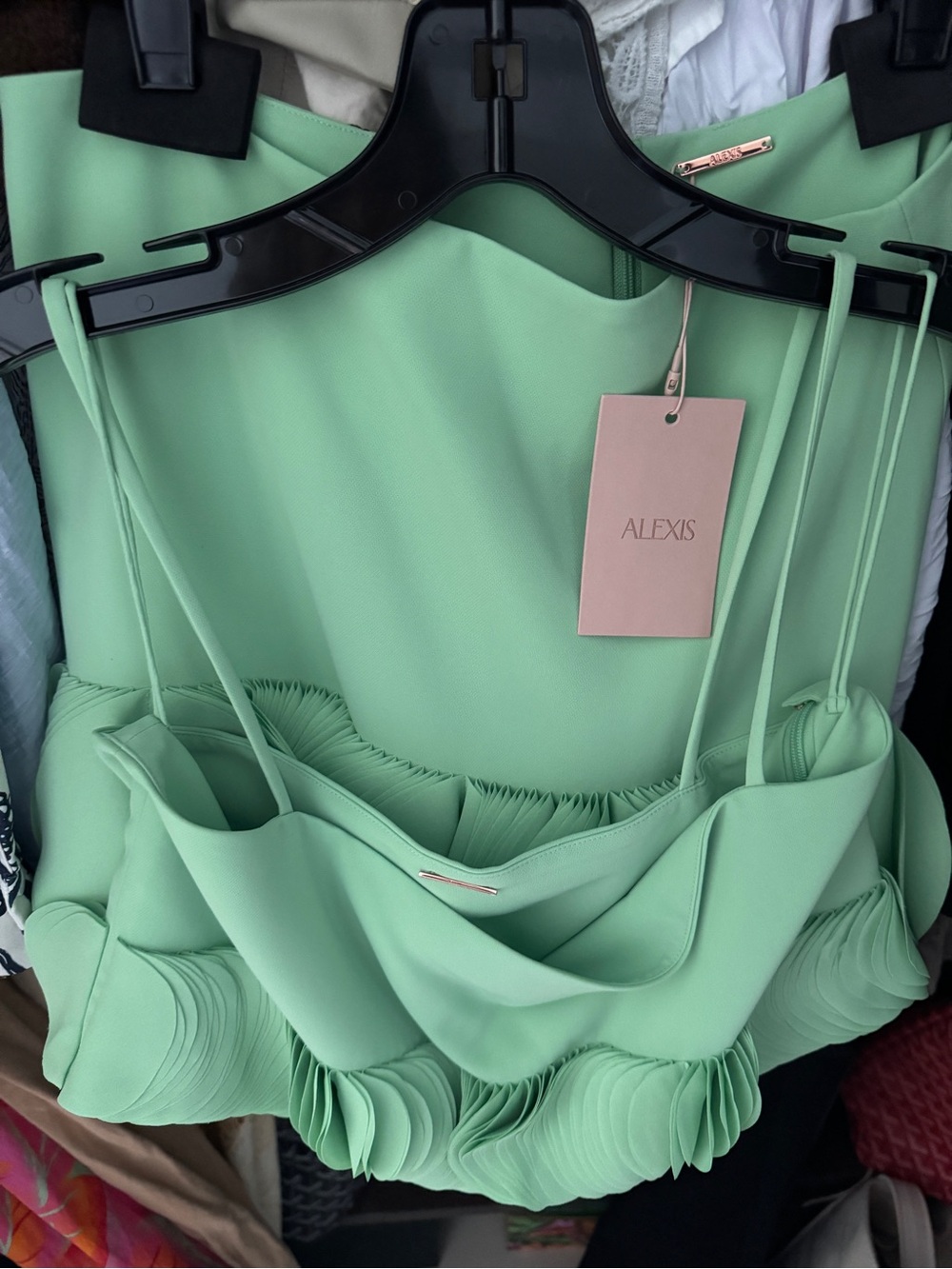Alexis Pistachio Ruffle Set - Picture 4 of 6
